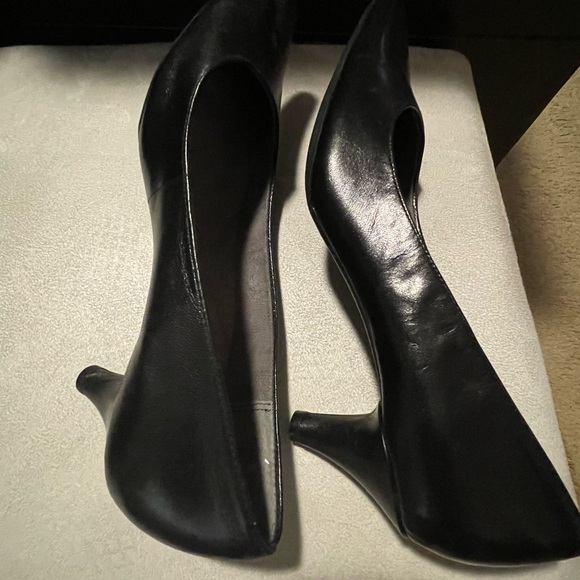 AEROSOLES BLACK HEELS SZ 10 - Picture 3 of 8